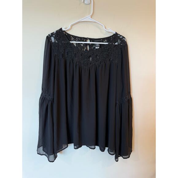 Torrid Blouse Womens Size 1X Black Lace Chiffon Boho Peasant Sheer Bell Sleeve - Picture 1 of 10